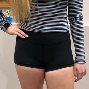 ⭐️ivivva shorts size 12⭐️